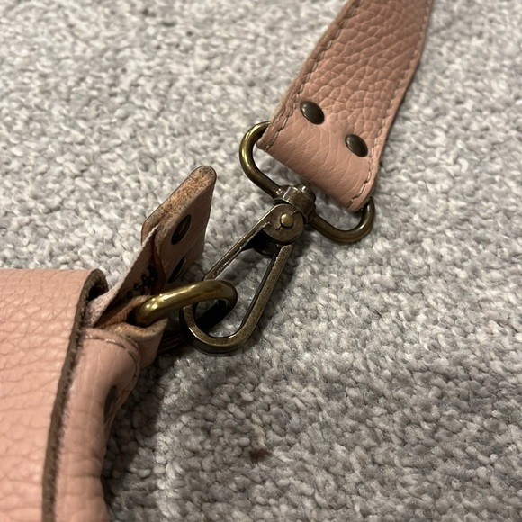 Calma 11600 Beige Pebbled Leather Purse made in Spain. crossbody. - Picture 2 of 13